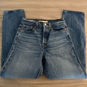 Levi’s light wash jeans - worn twice!!